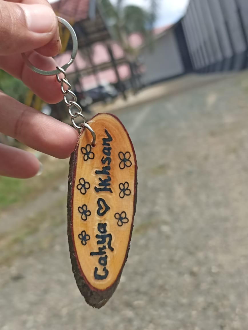 Kerajinan Tangan dari Kayu